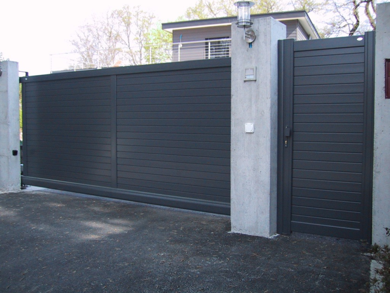 portail coulissant electrique